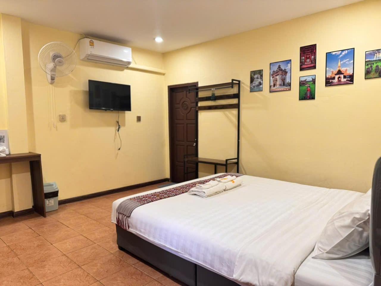 Yula Hotel Thatluang Vientiane Dış mekan fotoğraf